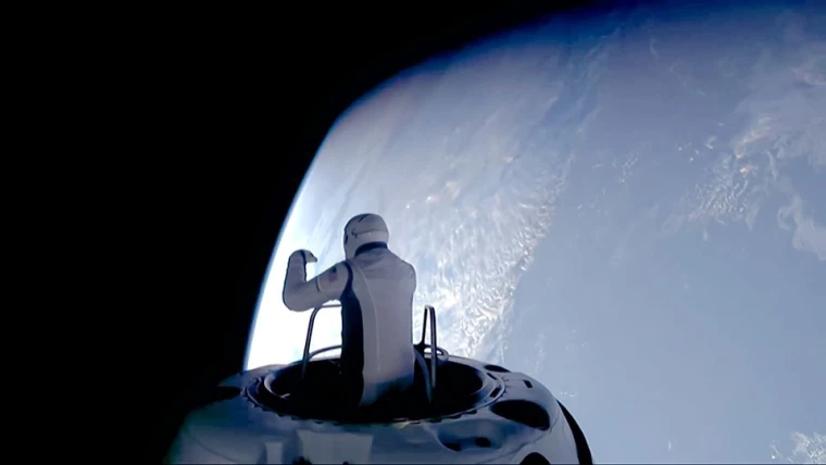 A SpaceX bejelentette, hogy a Polaris Dawn legénysége messzebb jutott a Földtől, mint bárki más az Apollo-program óta